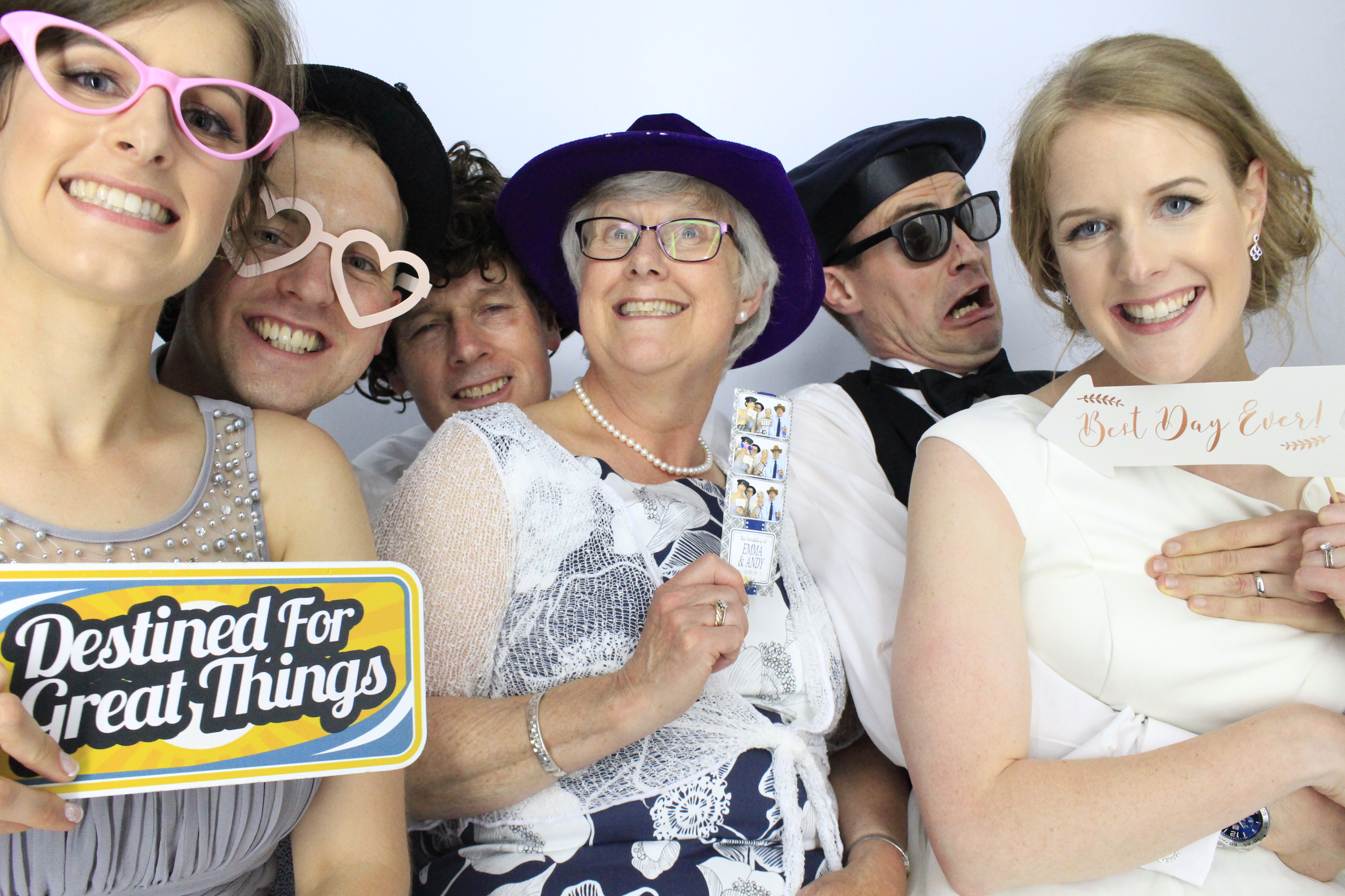 Andy and Emma's Wedding | View more photos from the event at gallery.myphotoboothexperience.co.uk/u/MyPhotoBoothExperienceLtd/Andy-and-Emmas-Wedding